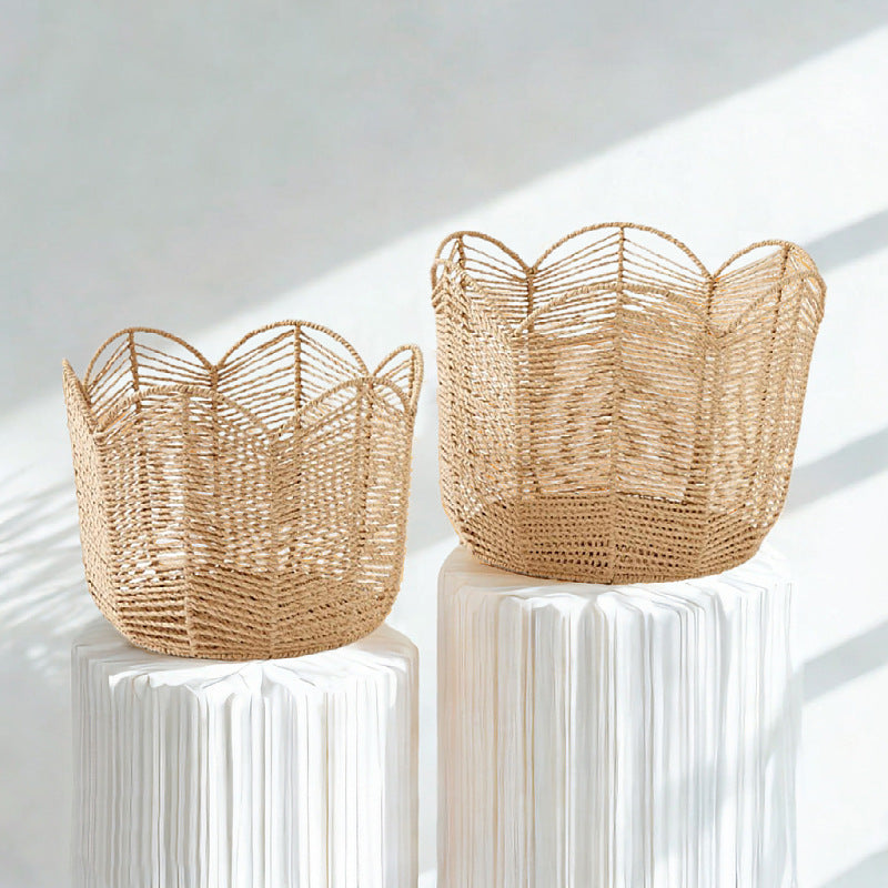 Handcrafted storage basket in leaf design Stornfield