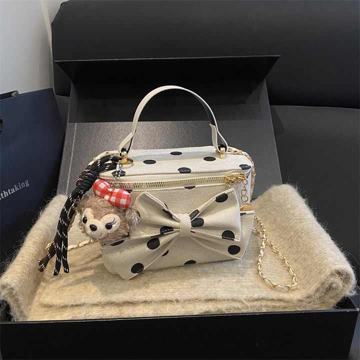 Bow Detail Evening Clutch