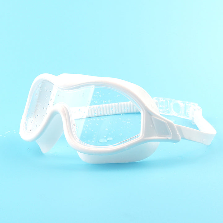 Powerful swim mask with wide lenses and anti-fog coating Stornfield