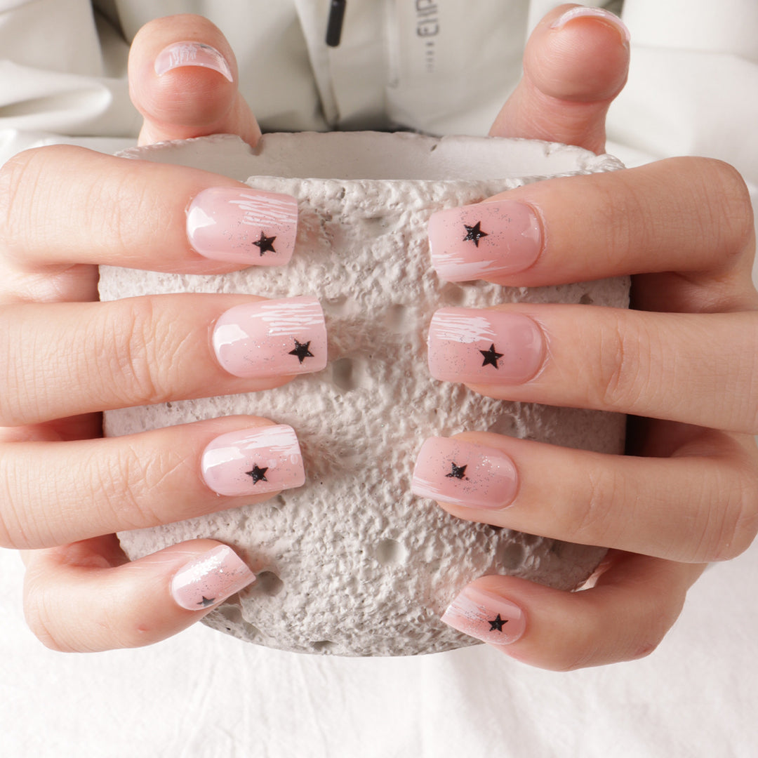 Artistic Star-Embellished Press-On Nails Stornfield