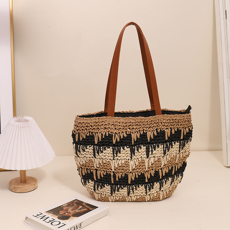 Braided tote bag with unique pattern mix Stornfield