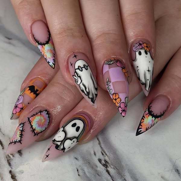 Artistic Halloween-Themed Nail Set Stornfield