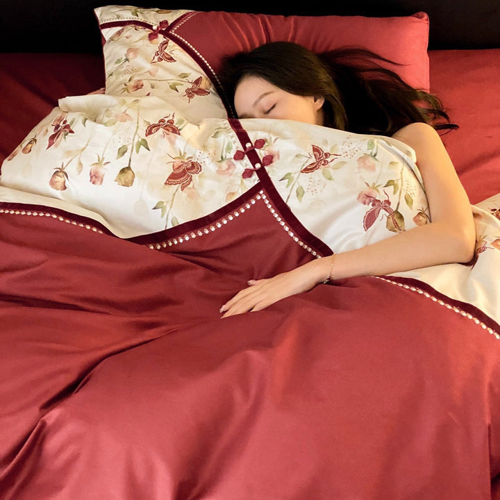 Premium-Duvet cover set with floral embroidery application, contrasting inserts and lace edge