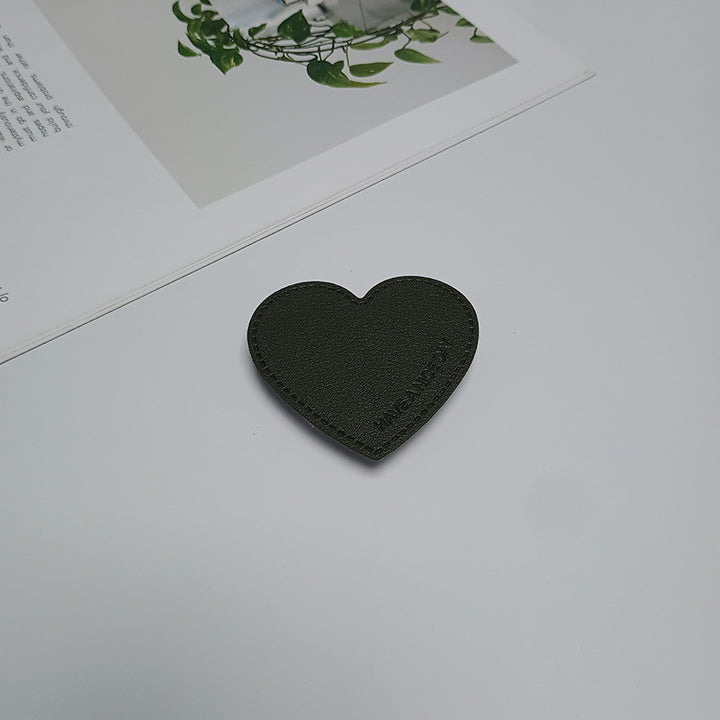 Heart-Shaped Phone Grip Stornfield