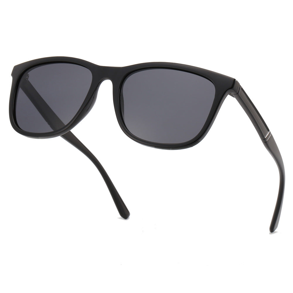 Women's fashionable sunglasses with sturdy matte frame Stornfield