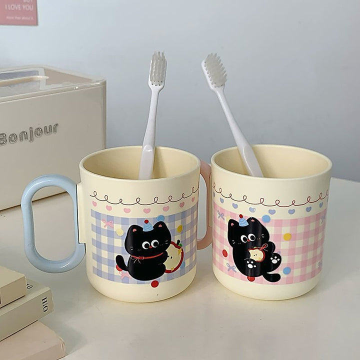 Coffee mug with cute cat design Stornfield