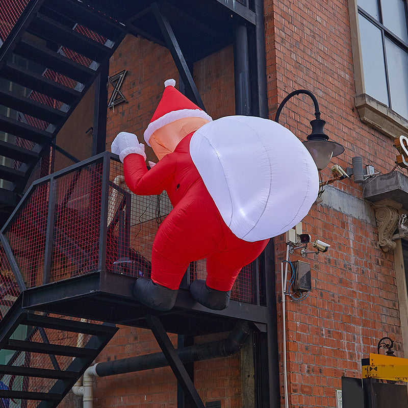 Funny Santa Climbing Figure Stornfield