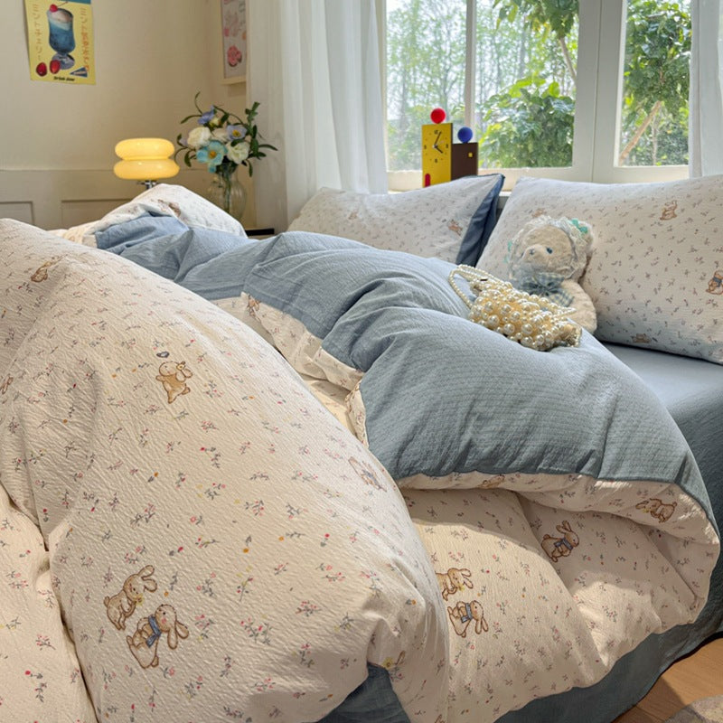 Lightweight Decorative Bedding Set