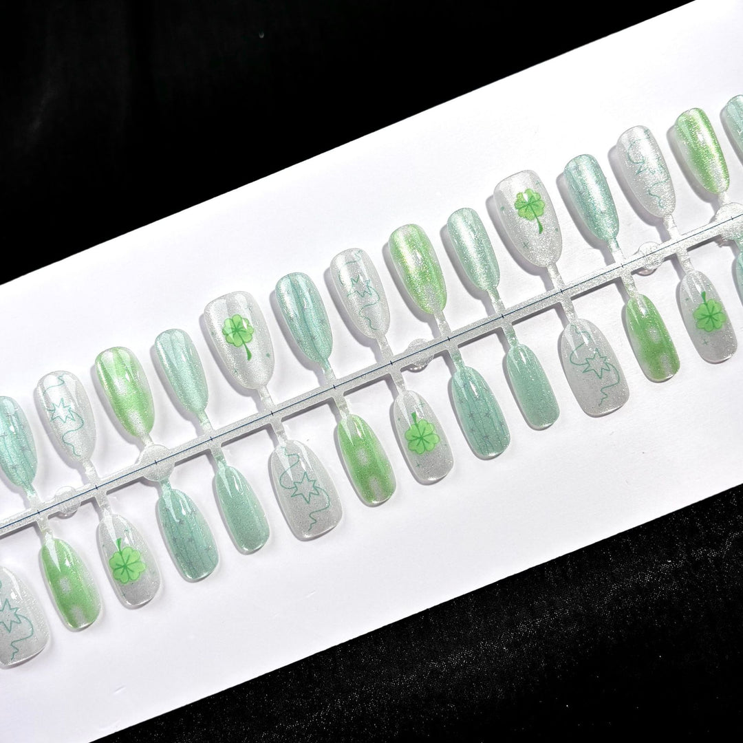 Decorative Nature-Inspired Press-On Nails