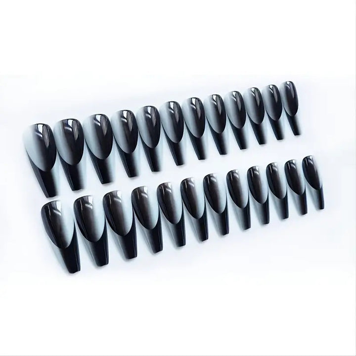 Stylish and creative artificial nails Stornfield