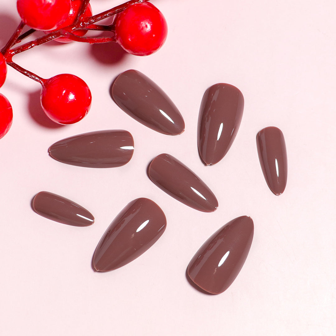 Almond-Shaped Press-On Nail Set with DIY Applicator Stornfield