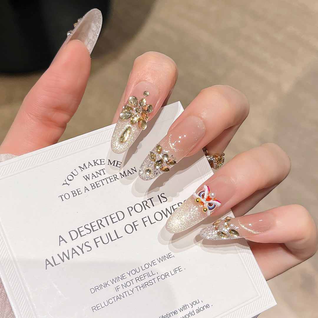 Decorative Rhinestone Floral Press-On Nail Set Stornfield