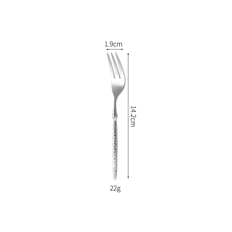 Elegant soup spoon with structured handle Stornfield