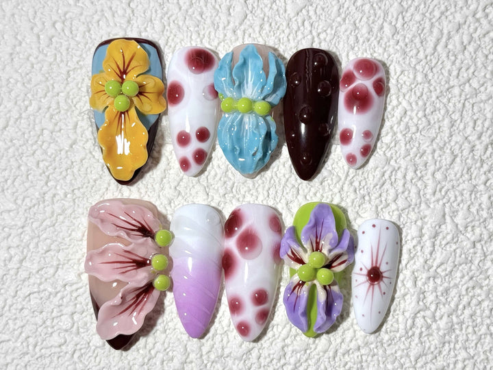 Decorative Floral Press-On Nail Art Set  1791773189