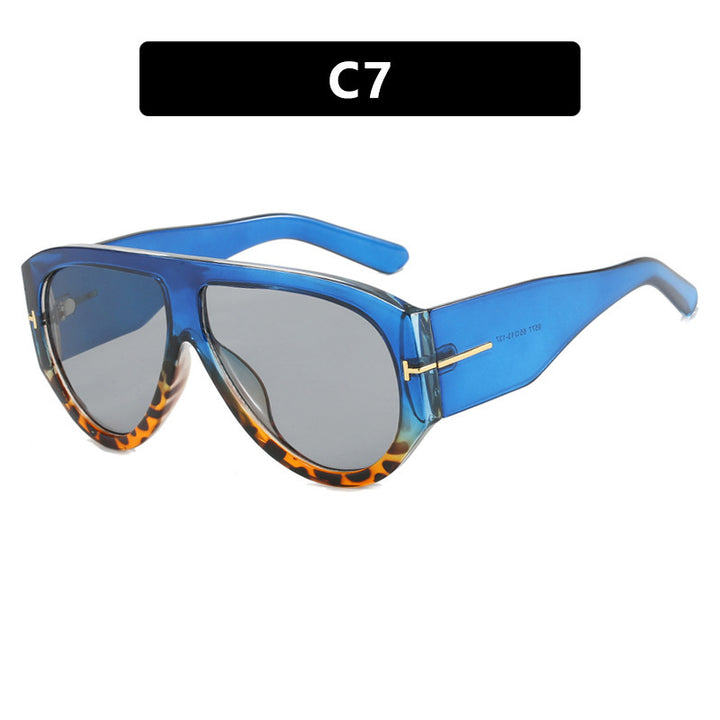 Women Designer Sunglasses in Elegant Retro Design with Wide Frame Stornfield