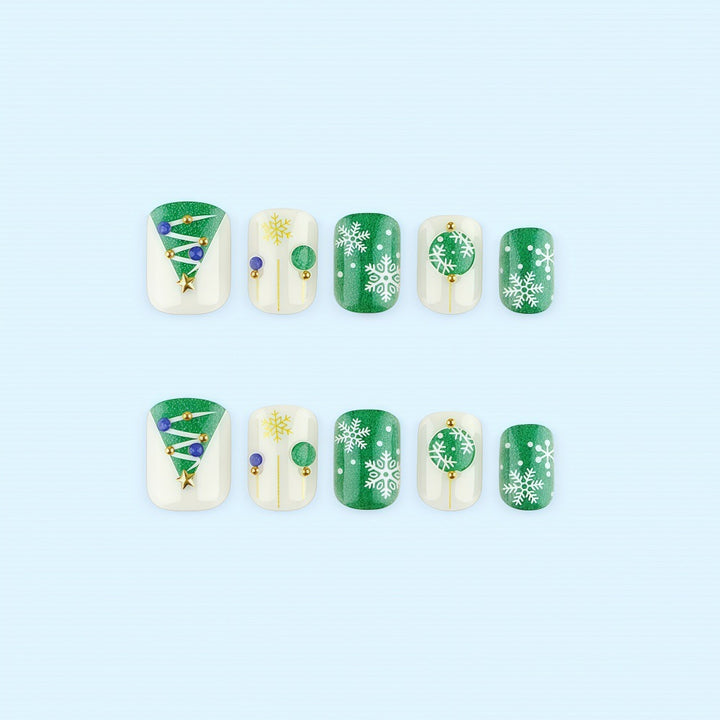 Artificial Nail Set with Festive Winter Design Stornfield