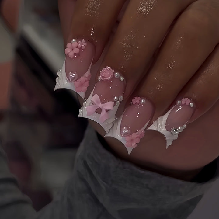 Artistic Floral Press-On Nail Extensions Stornfield