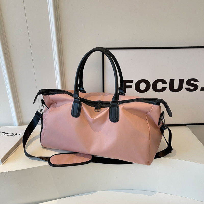 Elegantly Designed Travel Bag with Multifunctional Interior Compartments Stornfield