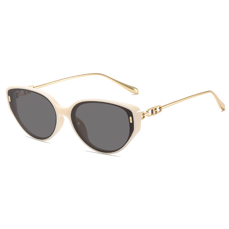 Glamorous Retro Cat Eye Sunglasses Stornfield