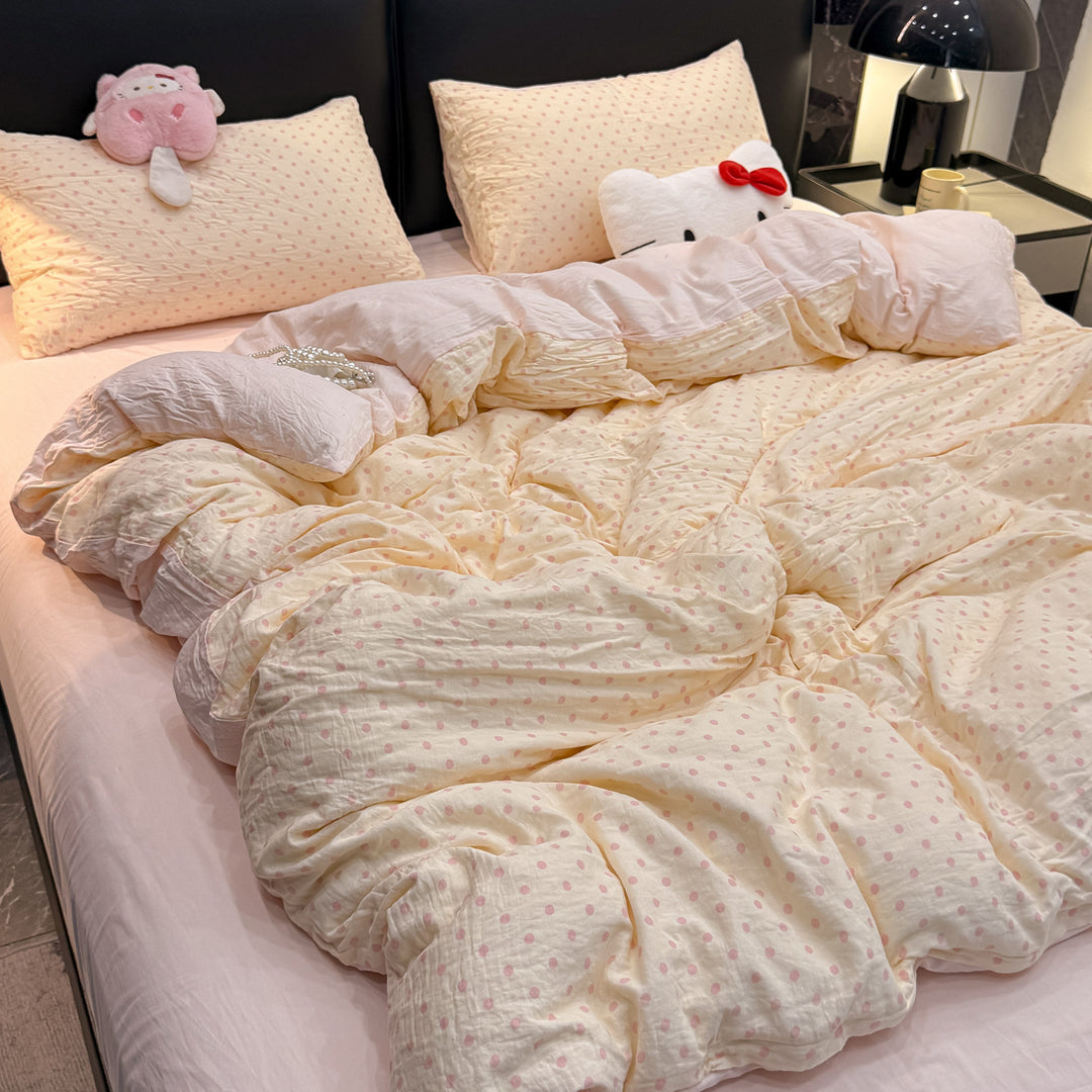 Charming Polka Dot Comforter Set