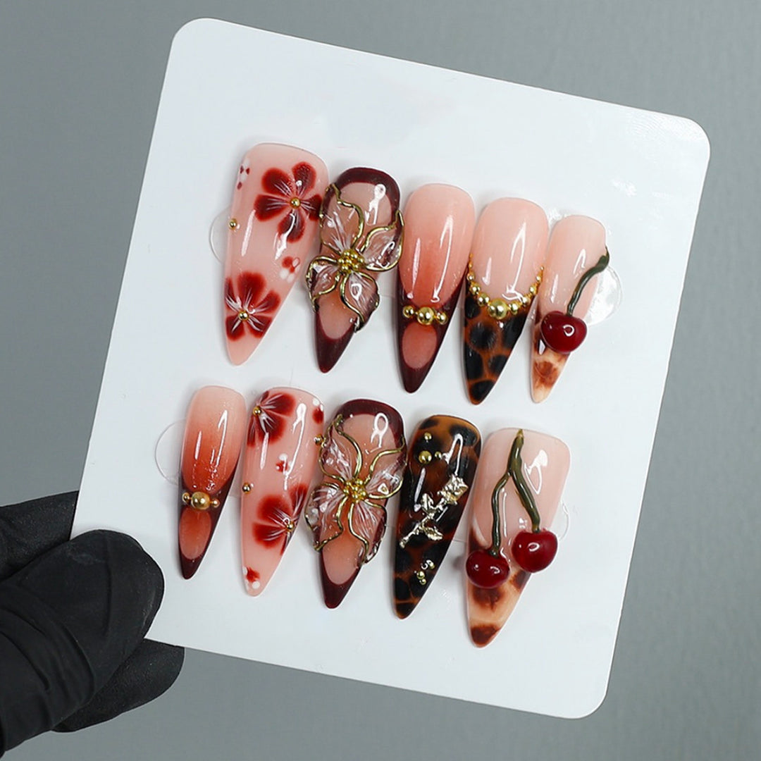 Artistic Decorative Press-On Nail Set Stornfield