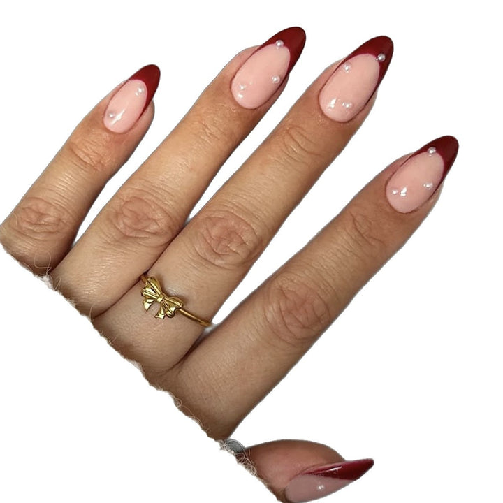 Artificial nail set with glamorous accents and elegant tips Stornfield
