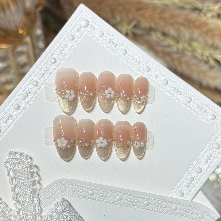 Decorative Press-On Nail Art Set with Floral Accents Stornfield