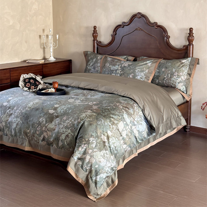 High-quality jacquard bedding set made of cotton satin with floral relief design and piped edge