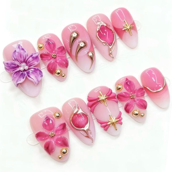 Artistic Floral-Embellished Press-On Nail Set 1790745419