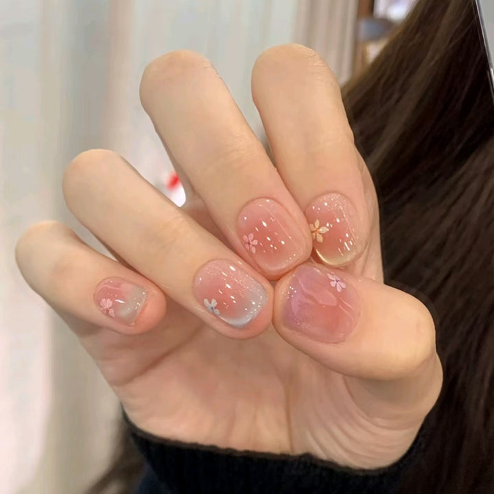 Floral Design Press-On Nails Stornfield