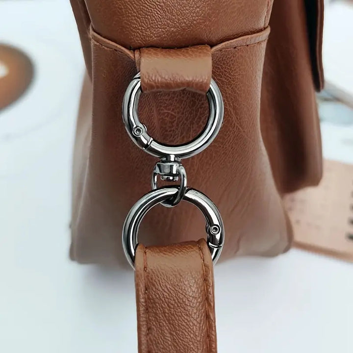 Multi-Functional Metal Keyring Stornfield