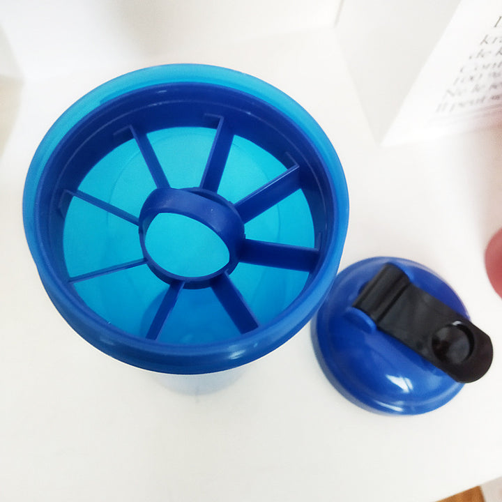 Unisex Shaker bottle in a timeless design with practical pouring opening Stornfield