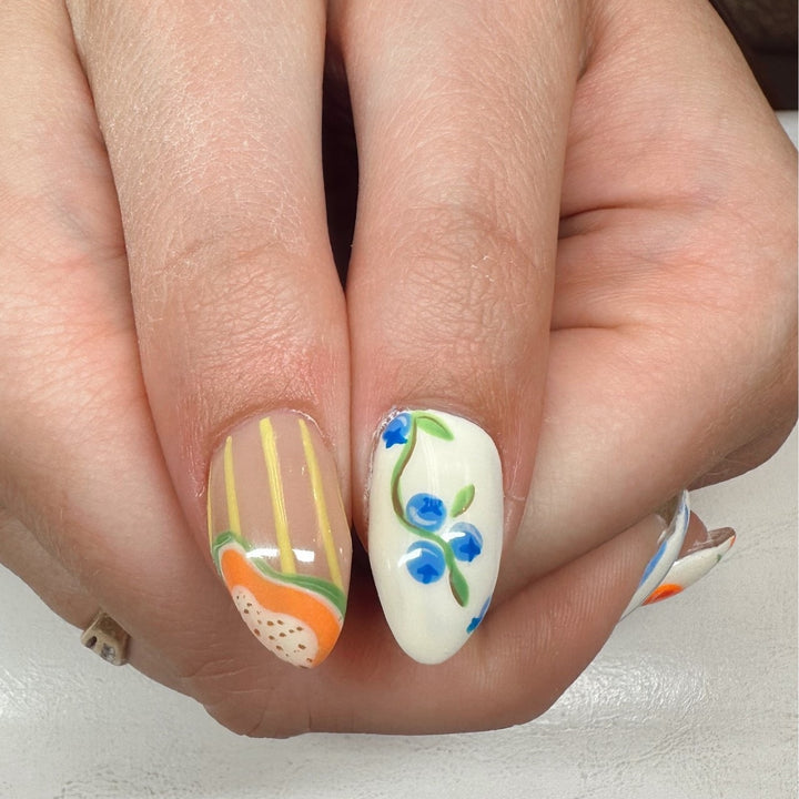 Fruit-Themed Decorative Press-On Nail Set