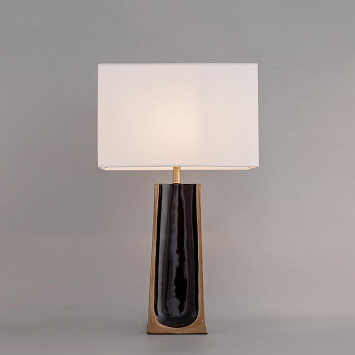 Elegant Decorative Table Lamp with Contemporary Design