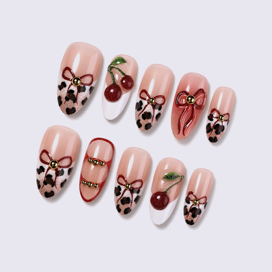 Nail set with stylish floral and animal accents Stornfield