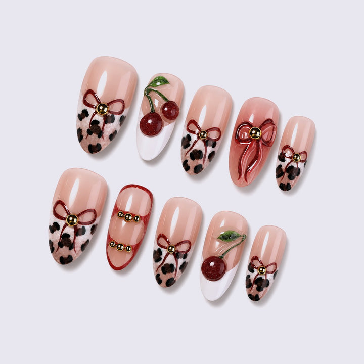 Nail set with stylish floral and animal accents Stornfield
