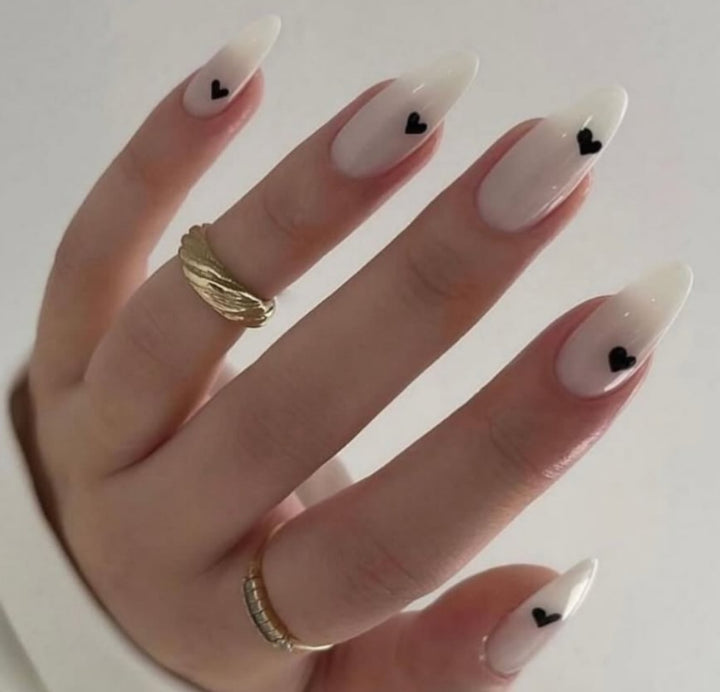 Heart-Accent Artistic Press-On Nails Stornfield