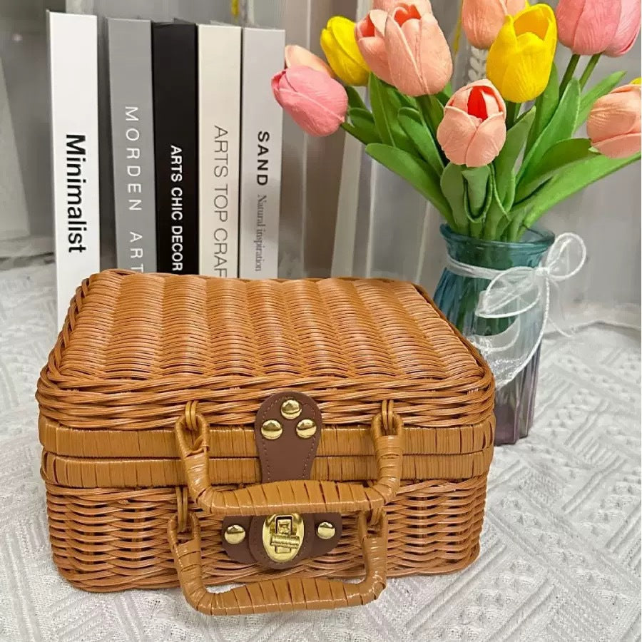 Ladies stylish and practical rattan cosmetic box Stornfield