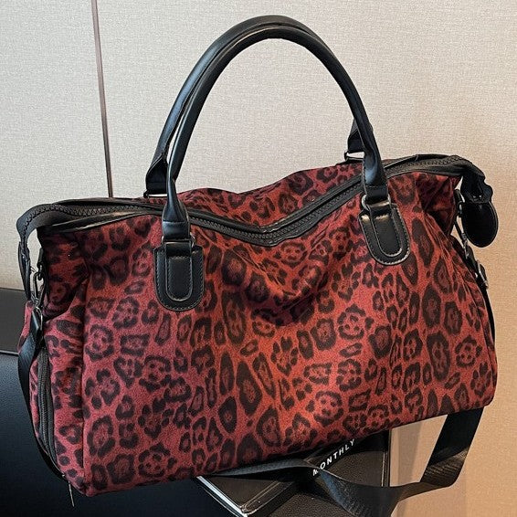 Stylish Carry-All Duffle Bag