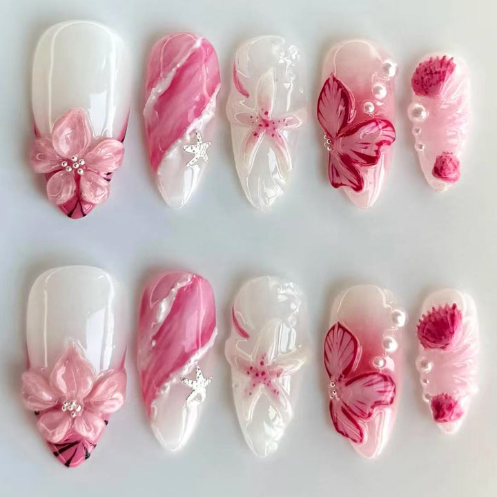 Artistic Press-On Nail Art Set with Floral Accents 1790746131
