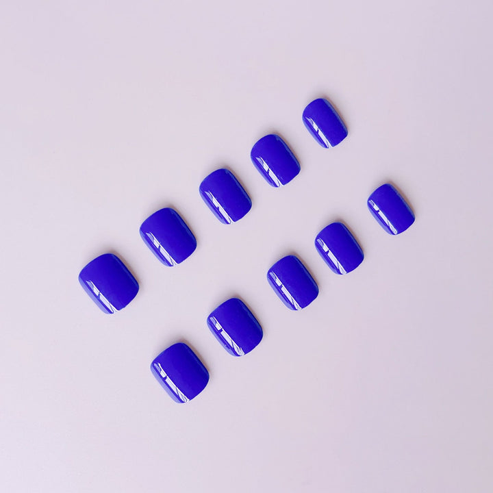 Glossy Nail Polish Stornfield
