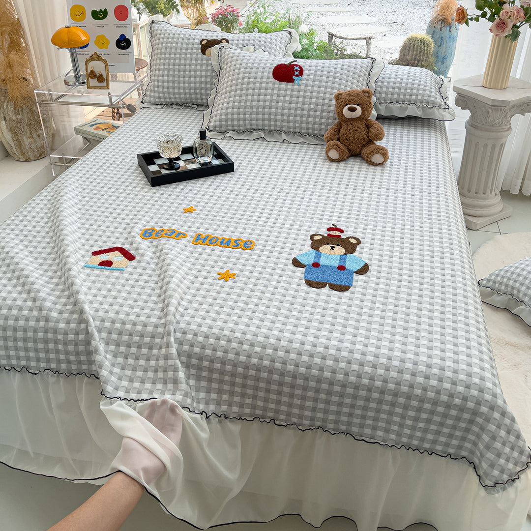 Women's cuddly blanket with playful panda motif and high-quality cotton surface Stornfield
