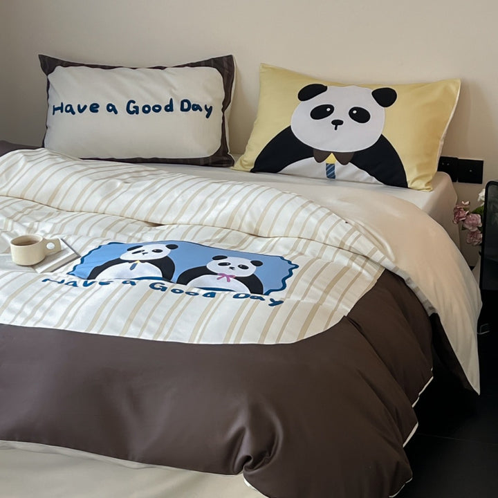 Bedding set made of cotton satin with teddy bear and breakfast print