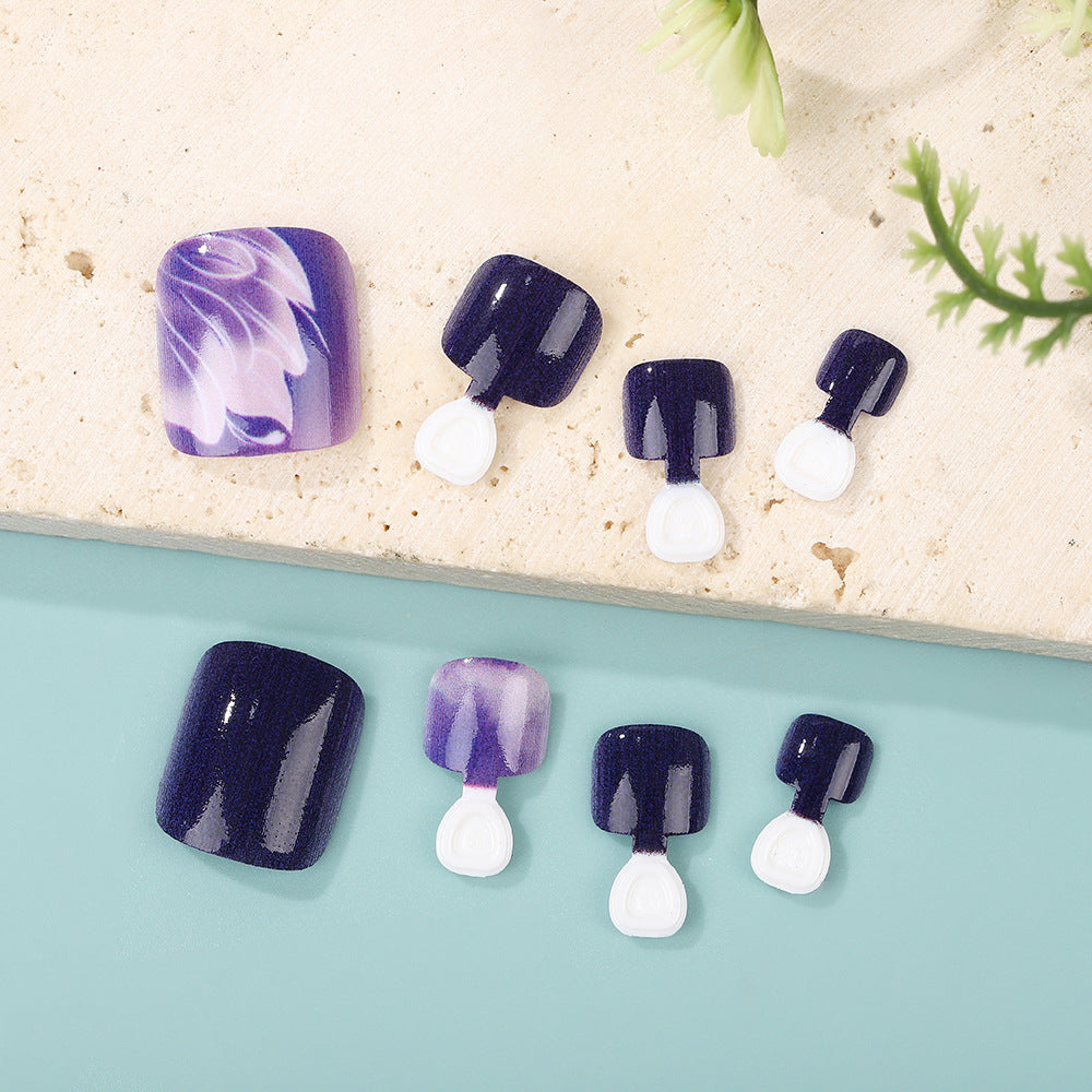 Artificial Nail Set with Creative Flower Designs Stornfield