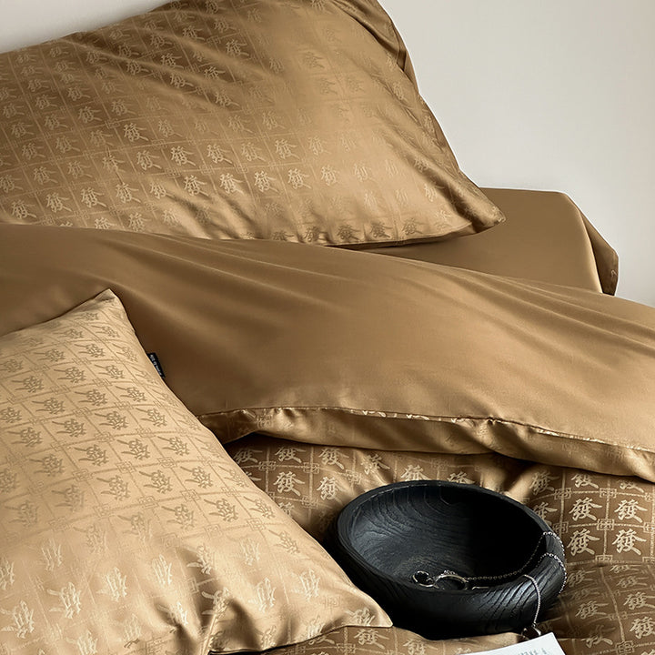 Luxurious satin bedding set with watercolor floral pattern