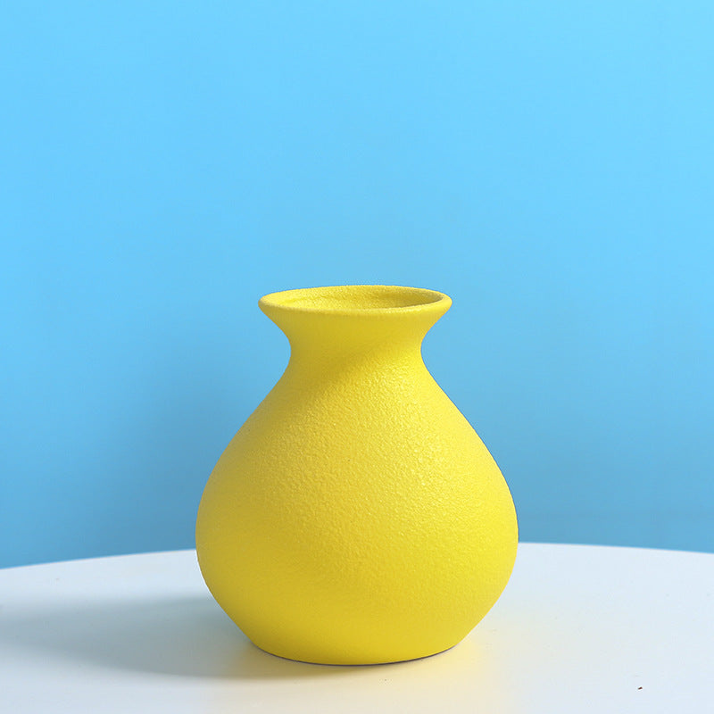Modern Textured Decorative Ceramic Vase Stornfeild