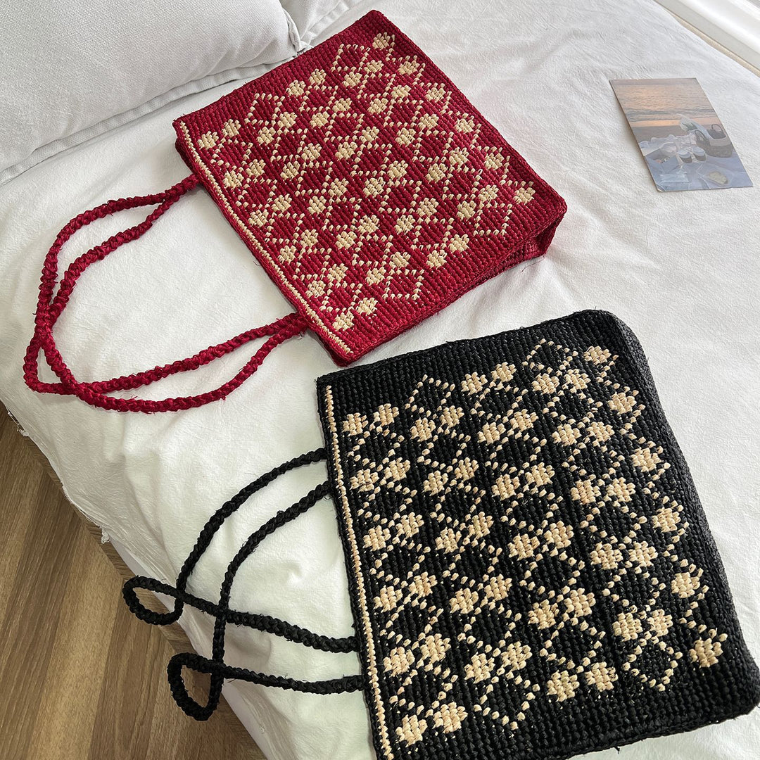 Handcrafted knit bag with floral design Stornfield