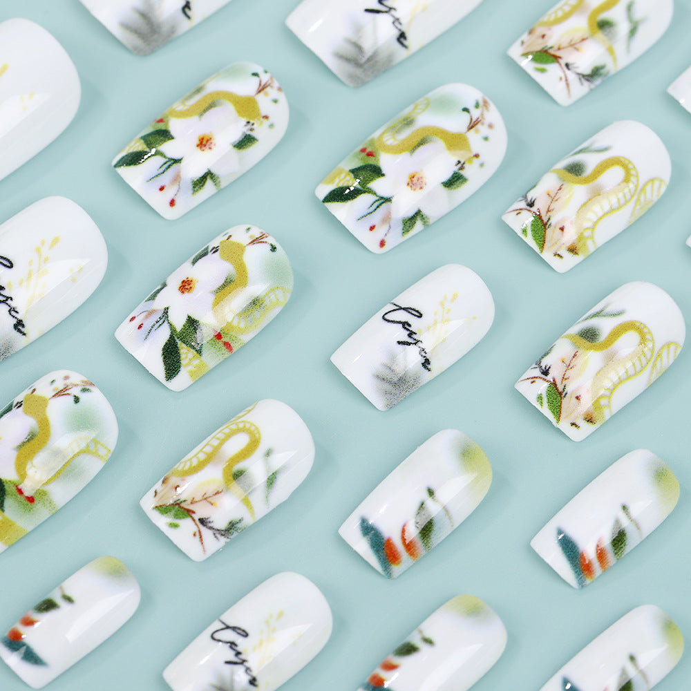 Artificial nails with floral and artistic design Stornfield