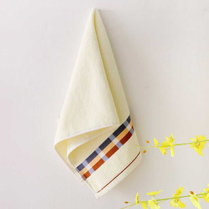 Ladies soft and absorbent comfort towel Stornfield