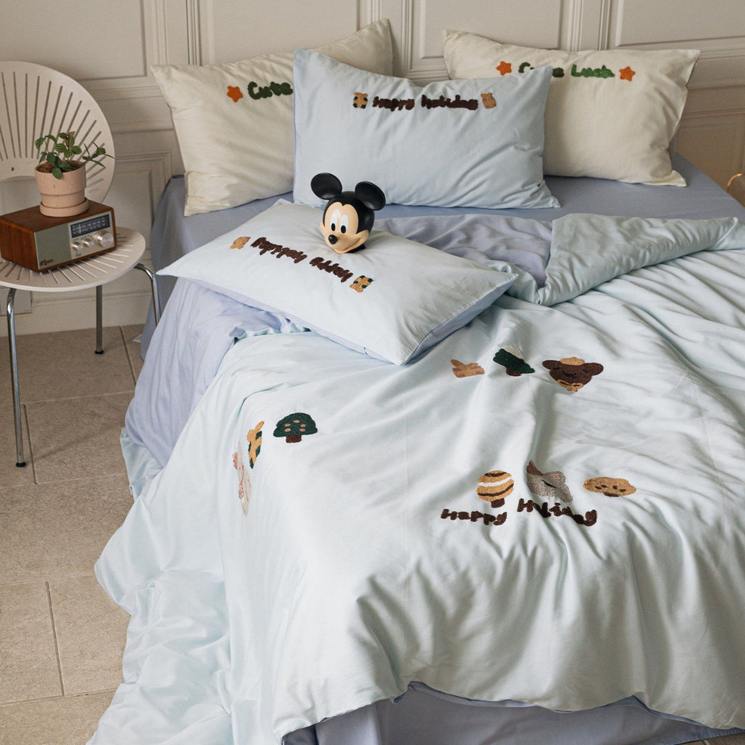 Embroidered Tufted Cotton Duvet Cover Set with Decorative Pillowcases